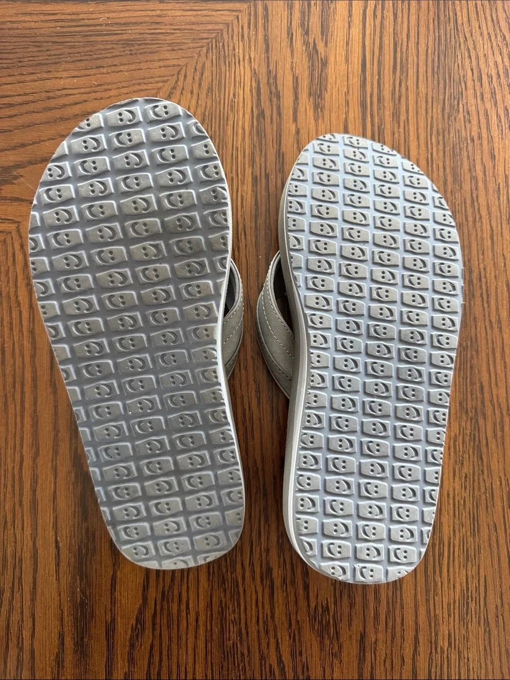 Sanuk Flip Flops